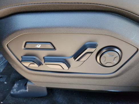 New 2025 Hyundai Santa Fe Calligraphy image 14