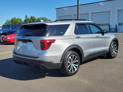 Certified 2020 Ford Explorer ST w/ Premium Technology Package image 4