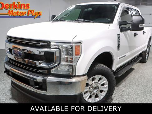 Used 2021 Ford F250 XLT image 1