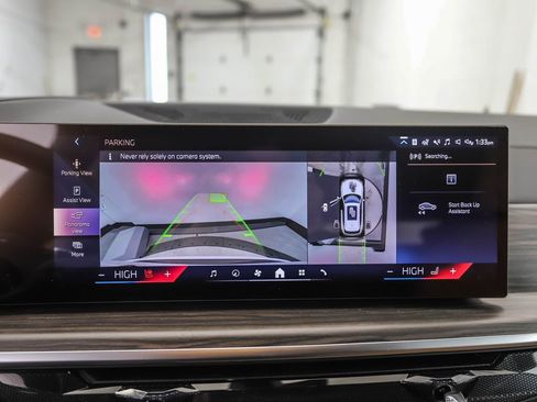 New 2026 BMW X5 xDrive40i w/ Climate Comfort Package image 18