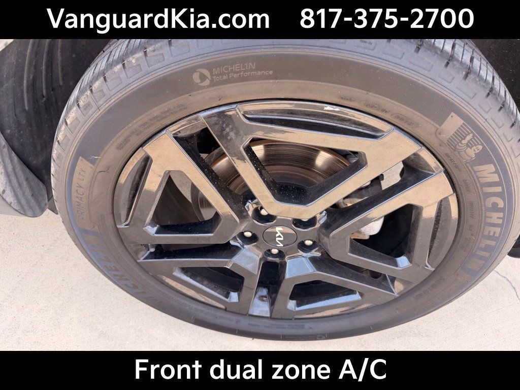Certified 2023 Kia Telluride SX Prestige X-Line AWD/4WD image 8