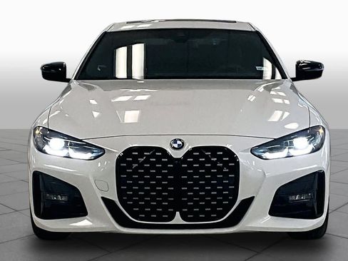 Used 2024 BMW 430i Coupe w/ M Sport Package RWD image 3