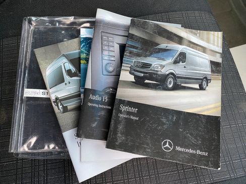 Used 2014 Mercedes-Benz Sprinter 3500 image 28