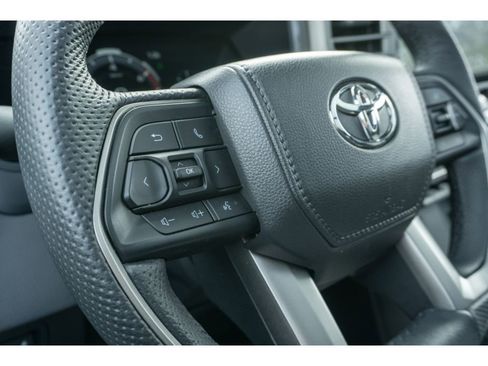 Used 2025 Toyota Tundra Limited image 28