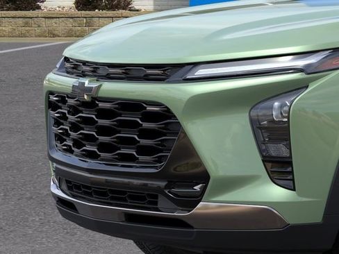 New 2026 Chevrolet Trax ACTIV w/ Sunroof Package FWD image 13