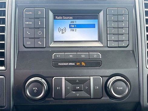 Used 2019 Ford F150 XL w/ Equipment Group 101A Mid RWD image 14