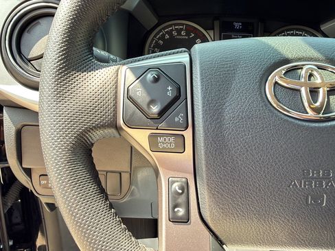 Used 2023 Toyota Tacoma SR5 AWD/4WD image 21