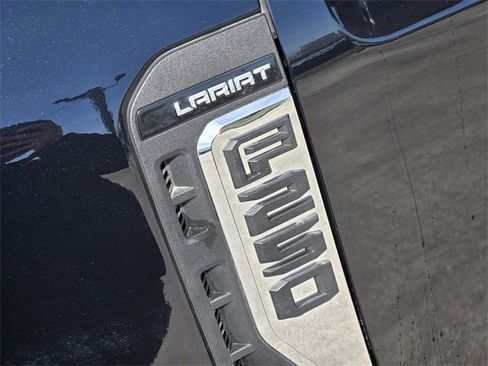 New 2026 Ford F250 Lariat w/ FX4 Off-Road Package image 10