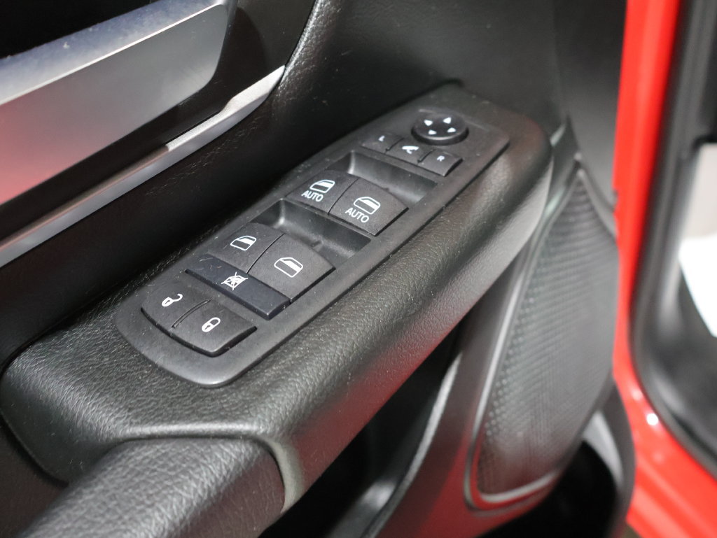 Used 2020 RAM 1500 Big Horn AWD/4WD image 13