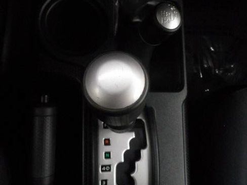 Used 2014 Toyota FJ Cruiser 4WD image 15