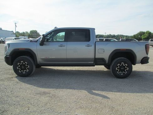 New 2026 GMC Sierra 2500 AT4X AWD/4WD image 10