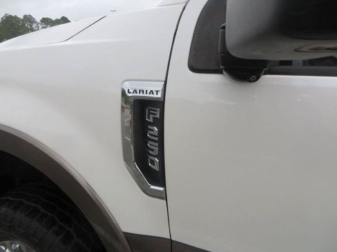 Used 2019 Ford F250 Lariat w/ Chrome Package AWD/4WD image 12