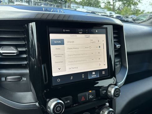 New 2026 RAM 1500 Express AWD/4WD image 16