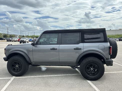 Used 2024 Ford Bronco Wildtrak AWD/4WD image 3