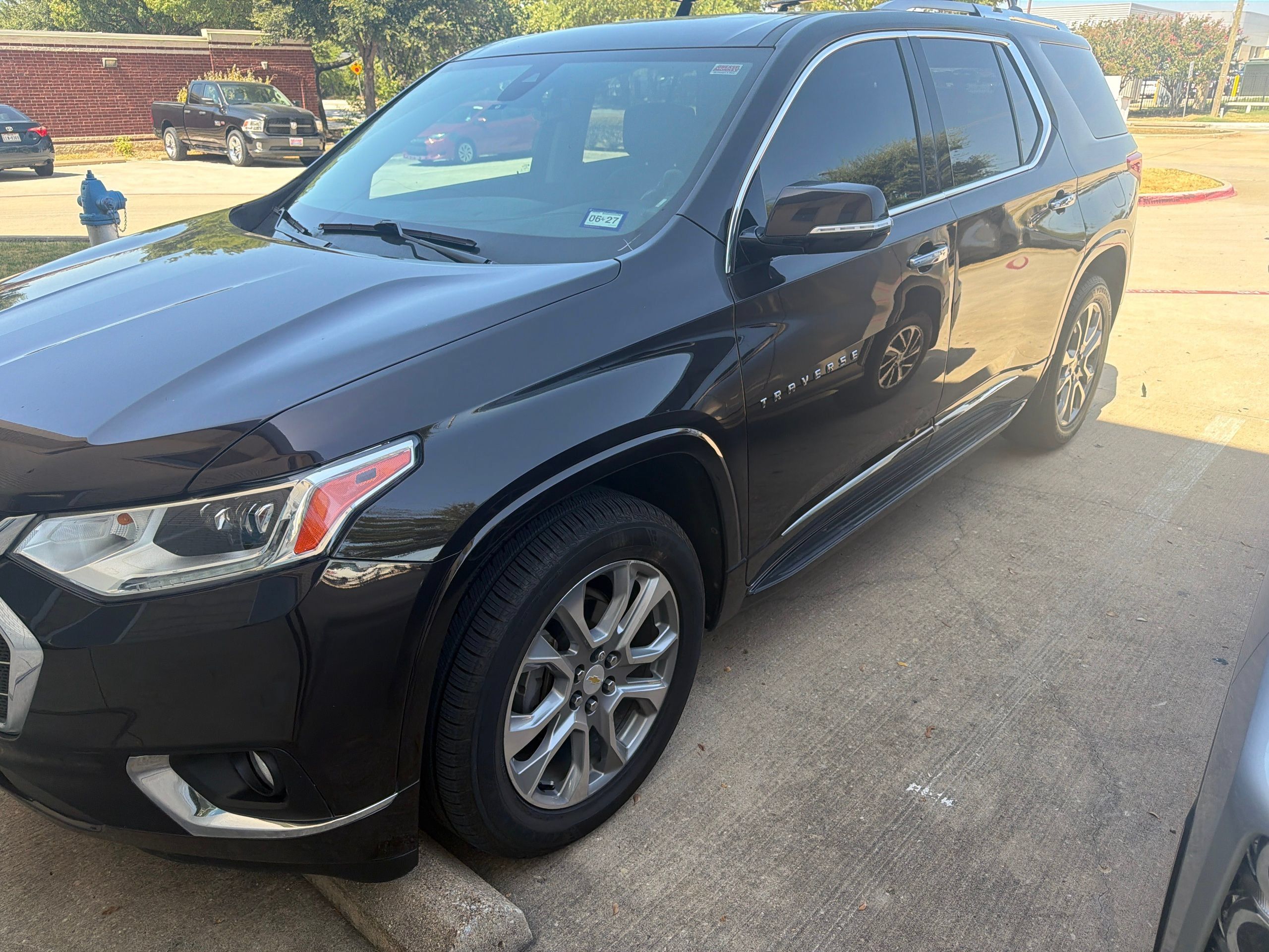 Used 2018 Chevrolet Traverse Premier w/ LPO, 'HIT The Road' Package FWD image 2