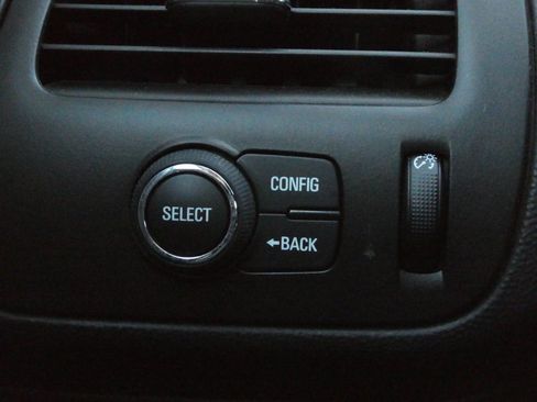 Used 2015 Chevrolet Volt w/ Enhanced Safety Package 1 image 12