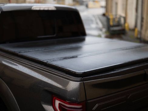 Used 2017 Ford F150 Raptor w/ Equipment Group 802A Luxury image 36