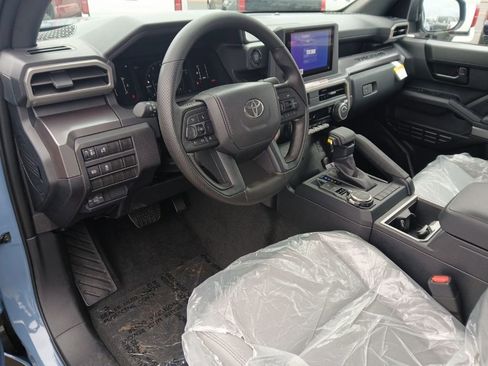 New 2026 Toyota Tacoma SR5 image 5