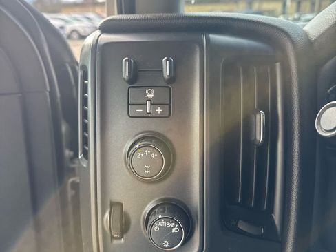 Used 2019 Chevrolet Silverado 2500 W/T image 15