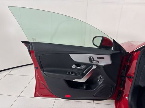 Used 2020 Mercedes-Benz CLA 250 4MATIC image 15