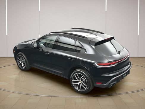 New 2026 Porsche Macan AWD/4WD image 34