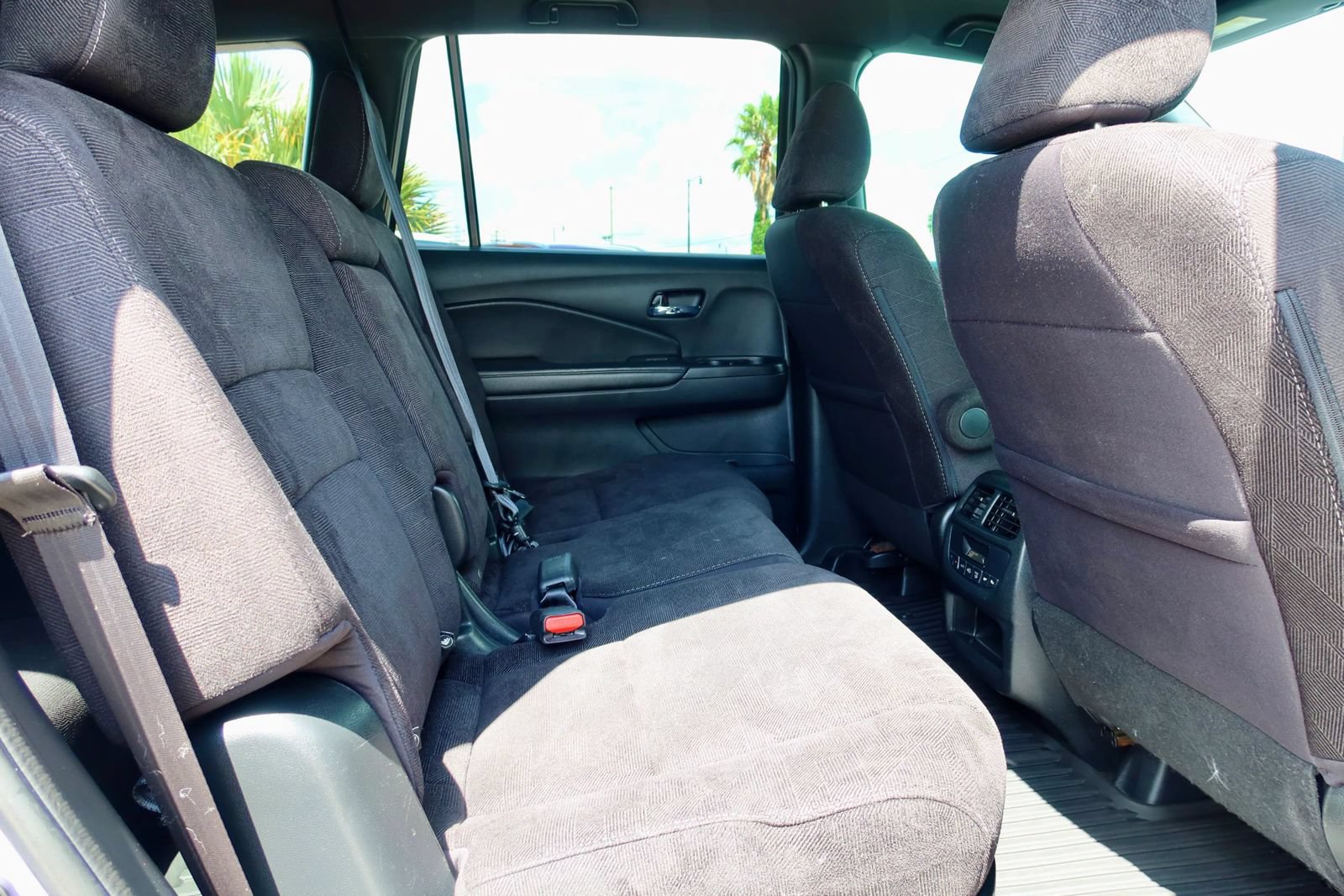 Used 2022 Honda Pilot Sport image 30