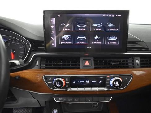 Used 2023 Audi A4 2.0T Premium w/ Convenience Package AWD/4WD image 17