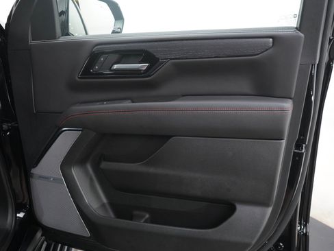 Used 2026 GMC Yukon XL AT4 Ultimate AWD/4WD image 12