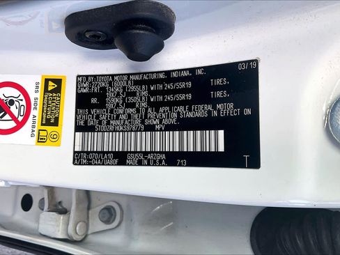 Used 2019 Toyota Highlander Limited Platinum image 32