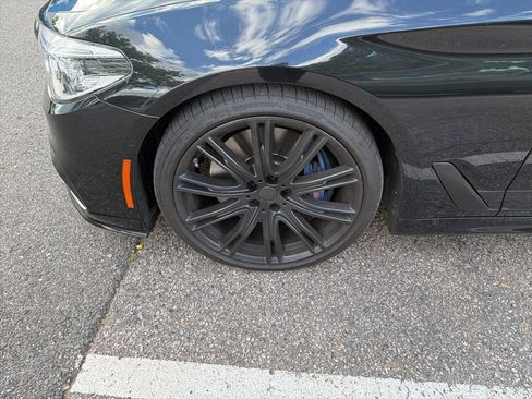 Used 2018 BMW M550i xDrive AWD/4WD image 17
