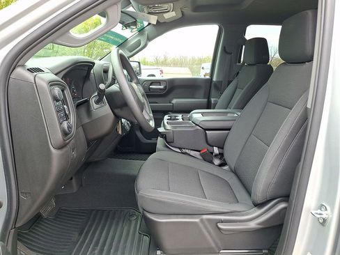 Certified 2022 Chevrolet Silverado 1500 Custom w/ Rally Edition AWD/4WD image 15