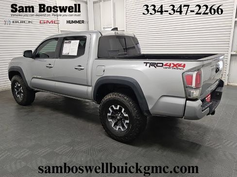 Used 2021 Toyota Tacoma TRD Off-Road w/ Technology Package AWD/4WD image 5
