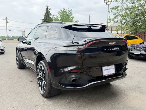 Used 2021 Aston Martin DBX AWD/4WD image 8