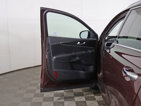 Used 2020 Kia Sorento LX w/ LX I4 Convenience Package image 18