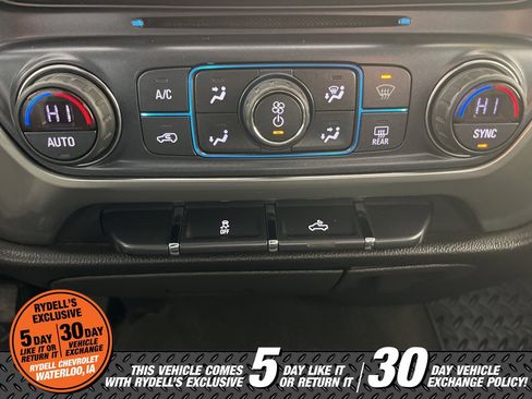 Certified 2017 Chevrolet Silverado 1500 LT w/ LT Eassist Package image 28