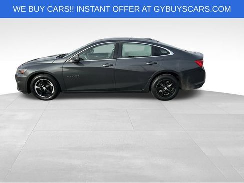 Used 2018 Chevrolet Malibu LS image 3