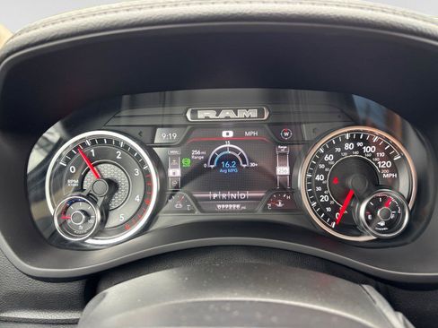 Used 2022 RAM 2500 Laramie AWD/4WD image 16