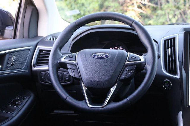 Used 2024 Ford Edge SEL w/ Convenience Package AWD/4WD image 25