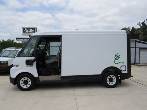 Used 2024 Chevrolet Brightdrop 400 w/ Commercial Equipment Package AWD/4WD image 5