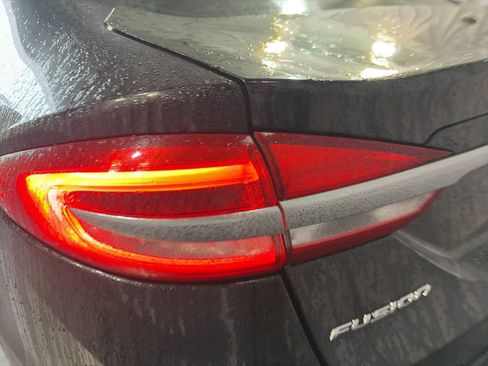 Used 2018 Ford Fusion S image 14