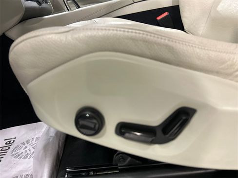 Certified 2023 Volvo XC90 B5 Plus w/ Protection Package Premier image 11