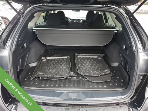 Used 2024 Subaru Outback Premium AWD/4WD image 27