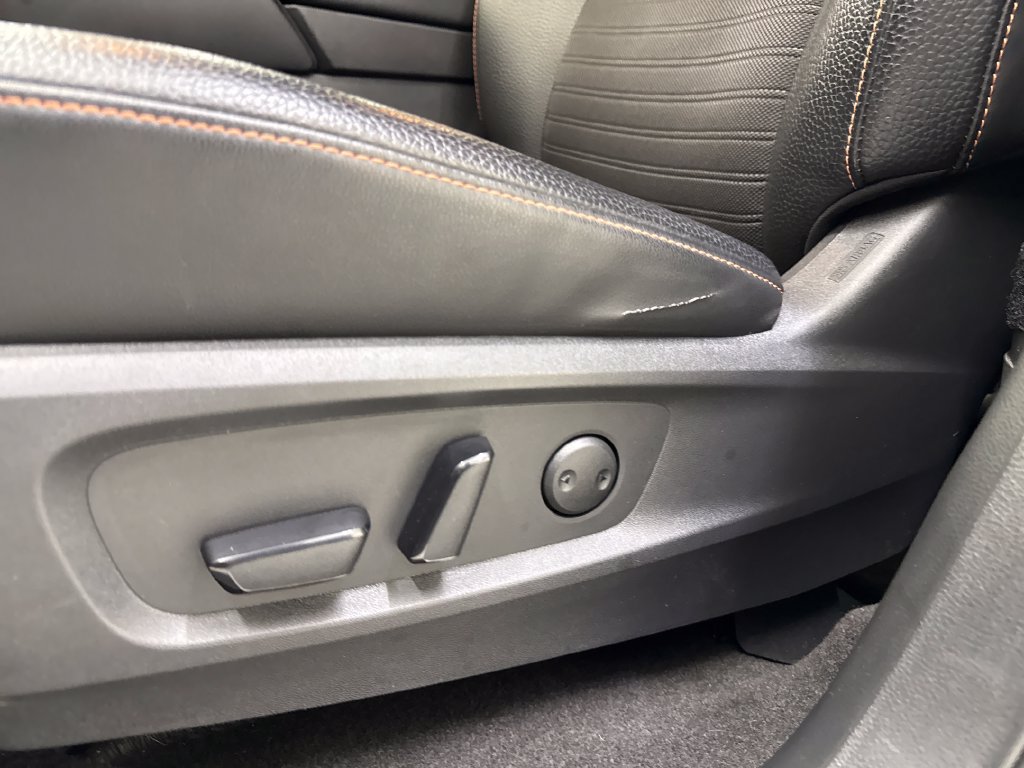 Used 2023 Nissan Pathfinder Rock Creek AWD/4WD image 16