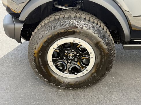 New 2026 Ford Bronco Badlands image 28