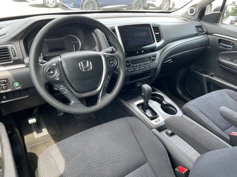 Used 2018 Honda Pilot EX image 17