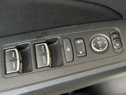 Used 2022 Honda Civic Sport image 12