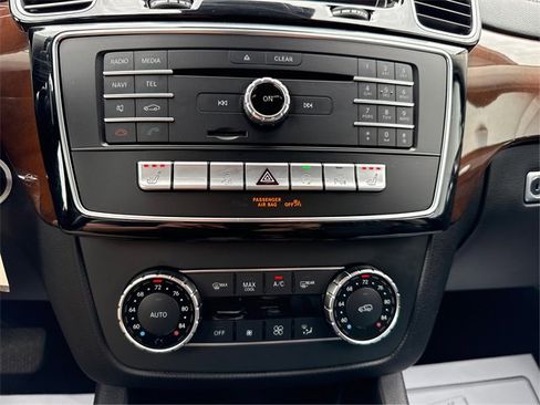 Used 2018 Mercedes-Benz GLS 450 4MATIC image 36