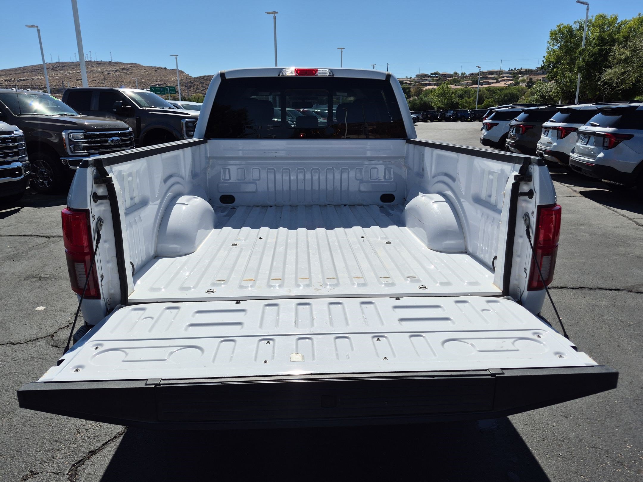 Used 2019 Ford F150 XLT w/ Equipment Group 302A Luxury AWD/4WD image 29