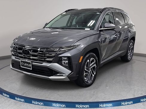 Used 2025 Hyundai Tucson Limited AWD/4WD image 1