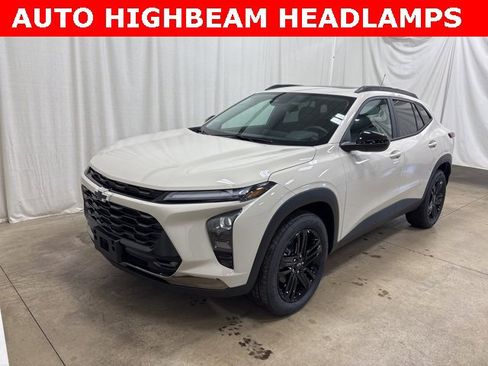 New 2026 Chevrolet Trax ACTIV w/ Sunroof Package image 9